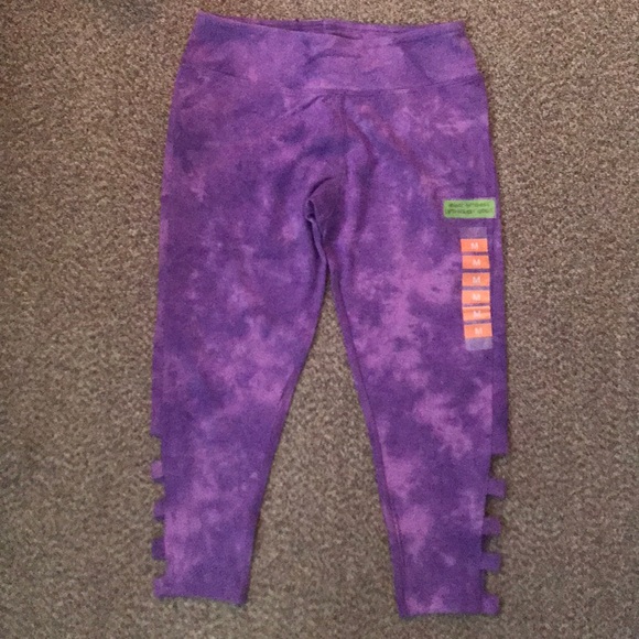 ‼️1 S LEFT‼️🆕 Earth Yoga Tie-Dye Capri Leggings - Picture 2 of 7